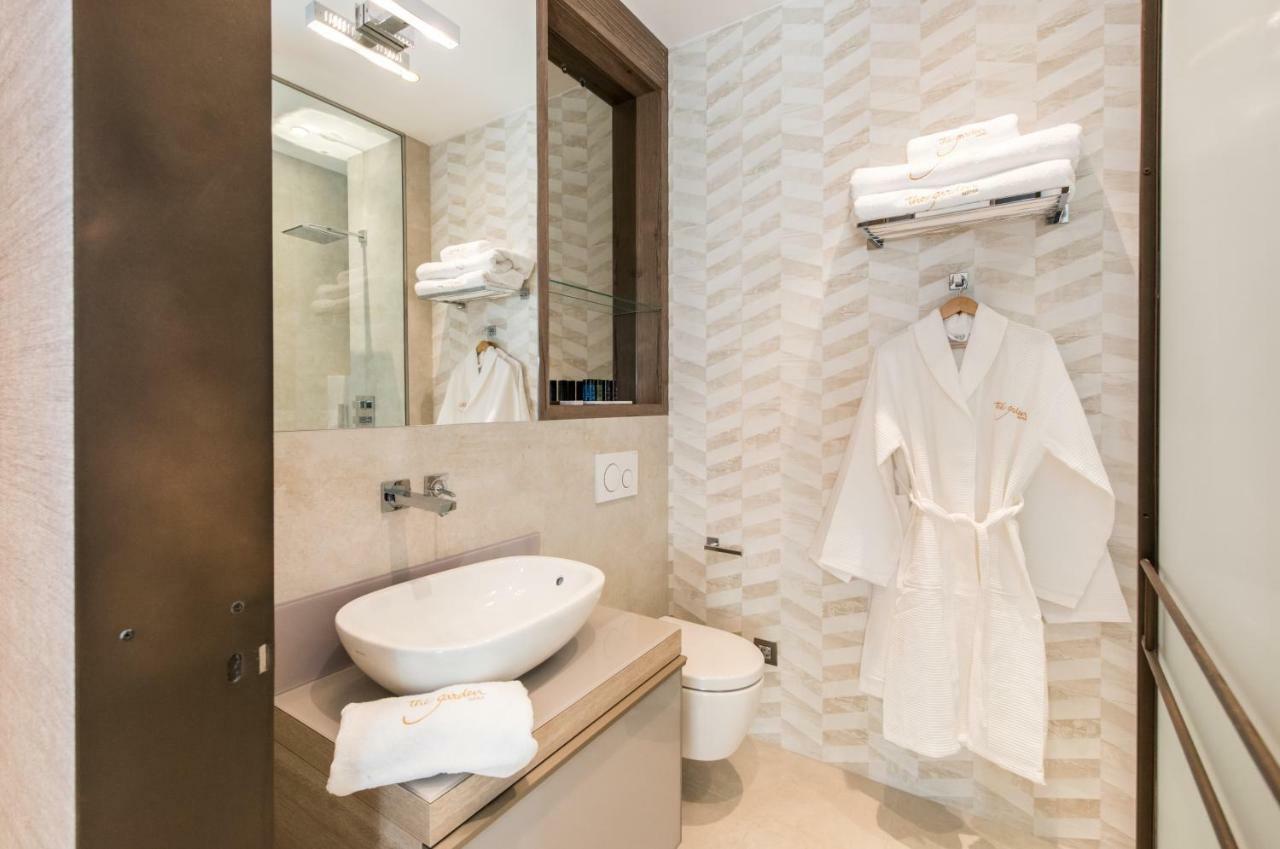 The Garden Suites Madrid Esterno foto